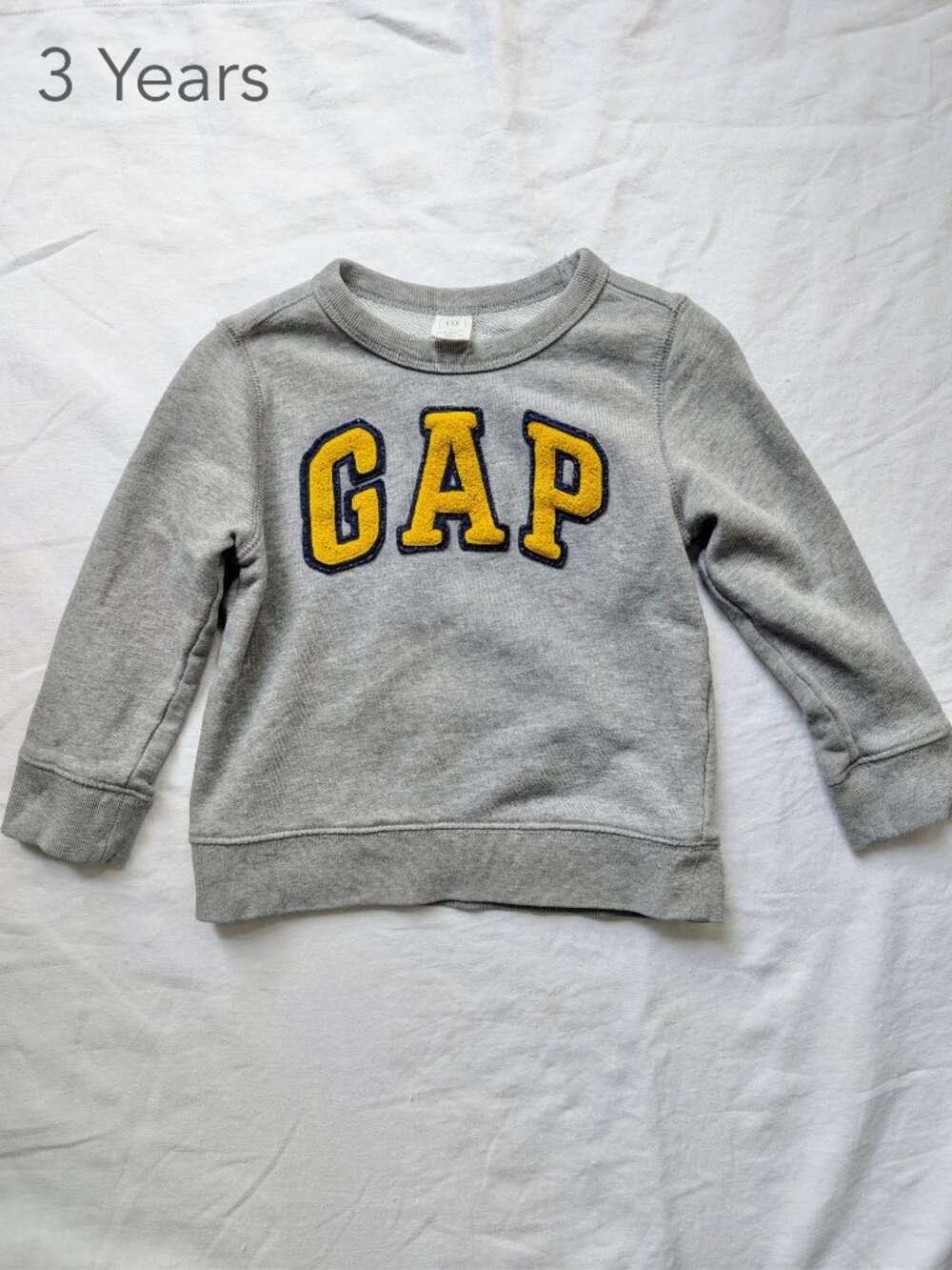 🪴5/$30 GAP 3 Years Toddler Boy Girl Yellow Grey Terry Crewneck Sweatshirt